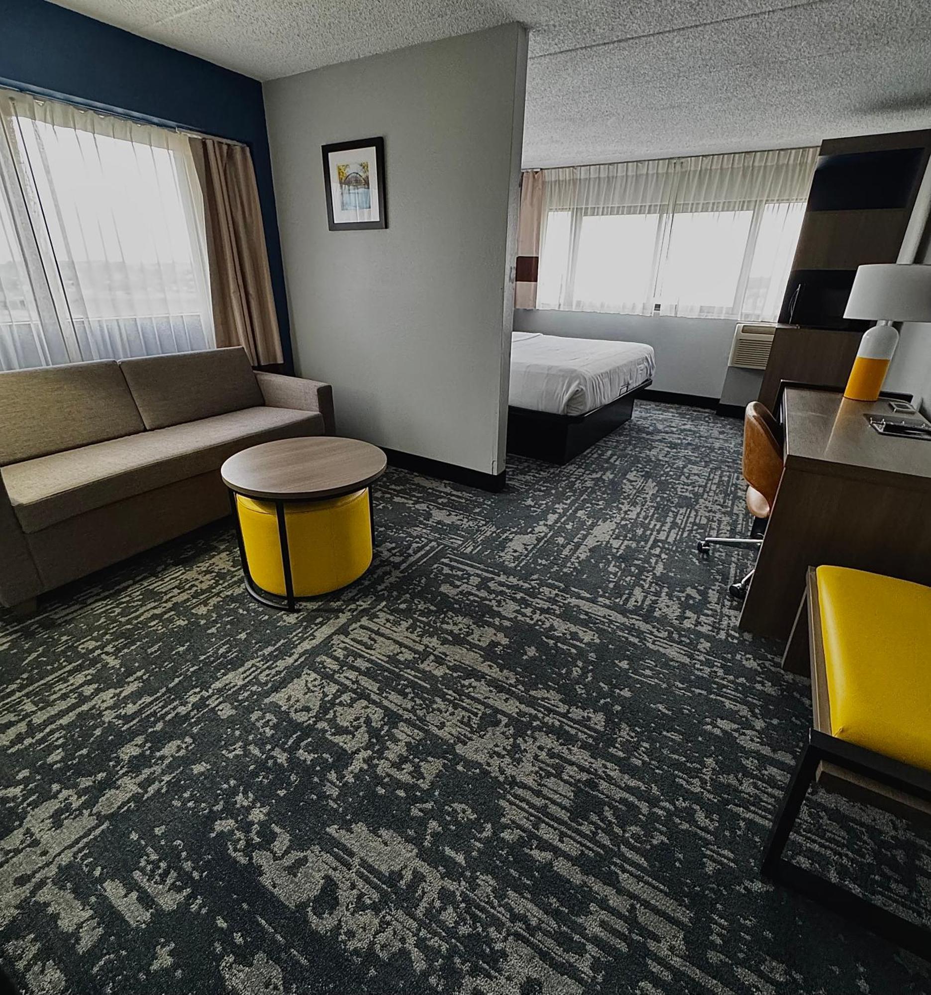 Comfort & - Airport Madison