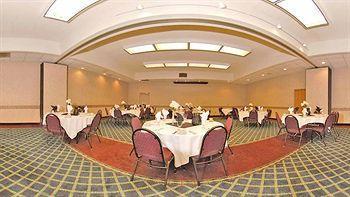 Hotel Comfort & - Airport